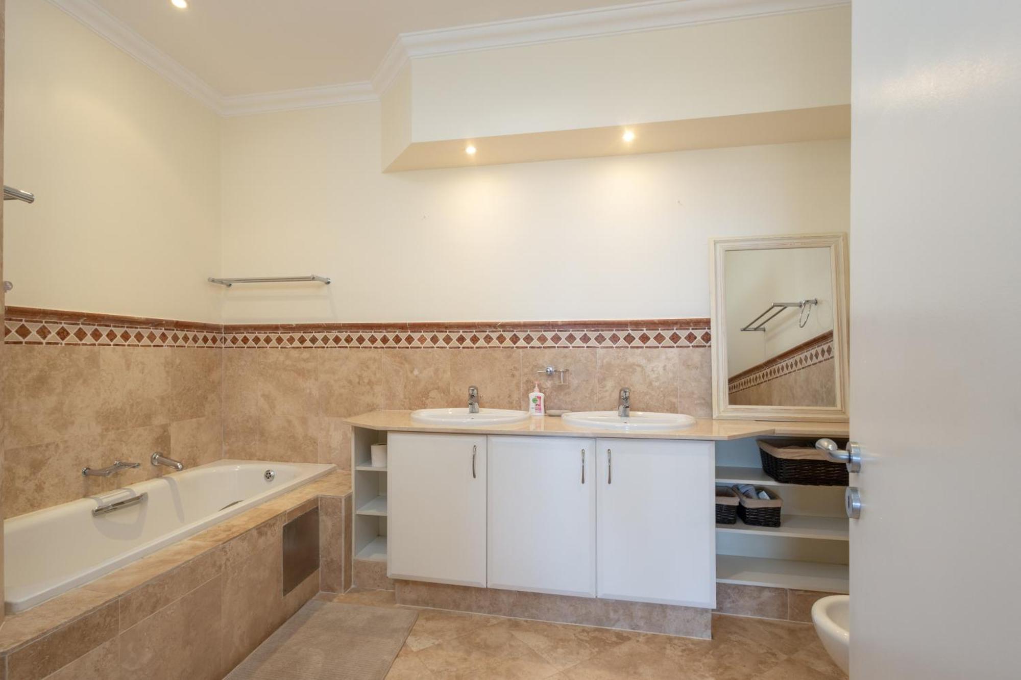 Apartamento 602 Oyster Quays - By In Umhlanga *