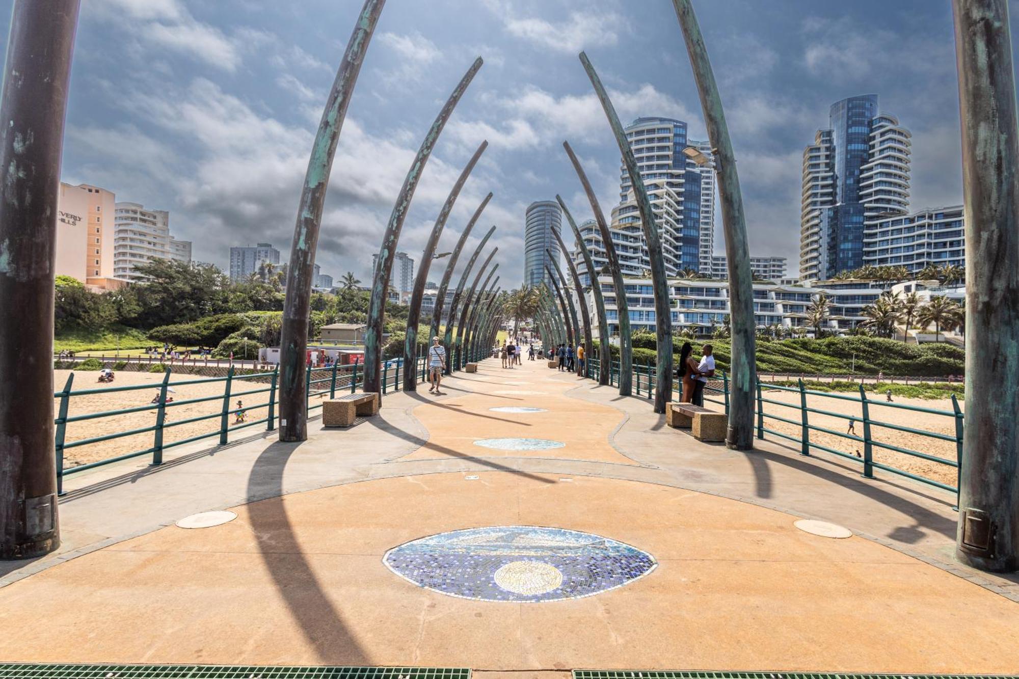 Apartamento 602 Oyster Quays - By In Umhlanga